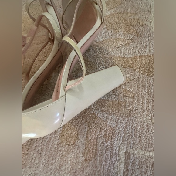 Gianvito Rossi for Bill Blass beige sandals heels size 41 - Picture 4 of 13